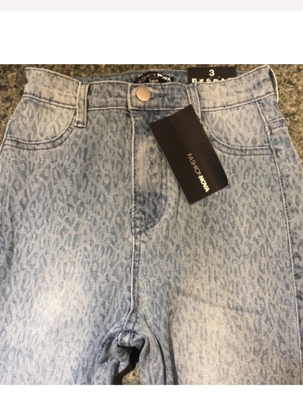 Fashion Nova size 3 animal print jegging